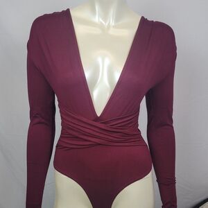 Alicia Bodysuit maroon